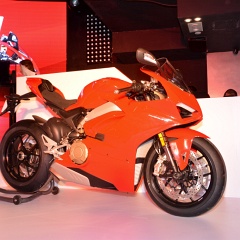 Panigale V4